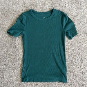 Stretchy green tshirt never worn